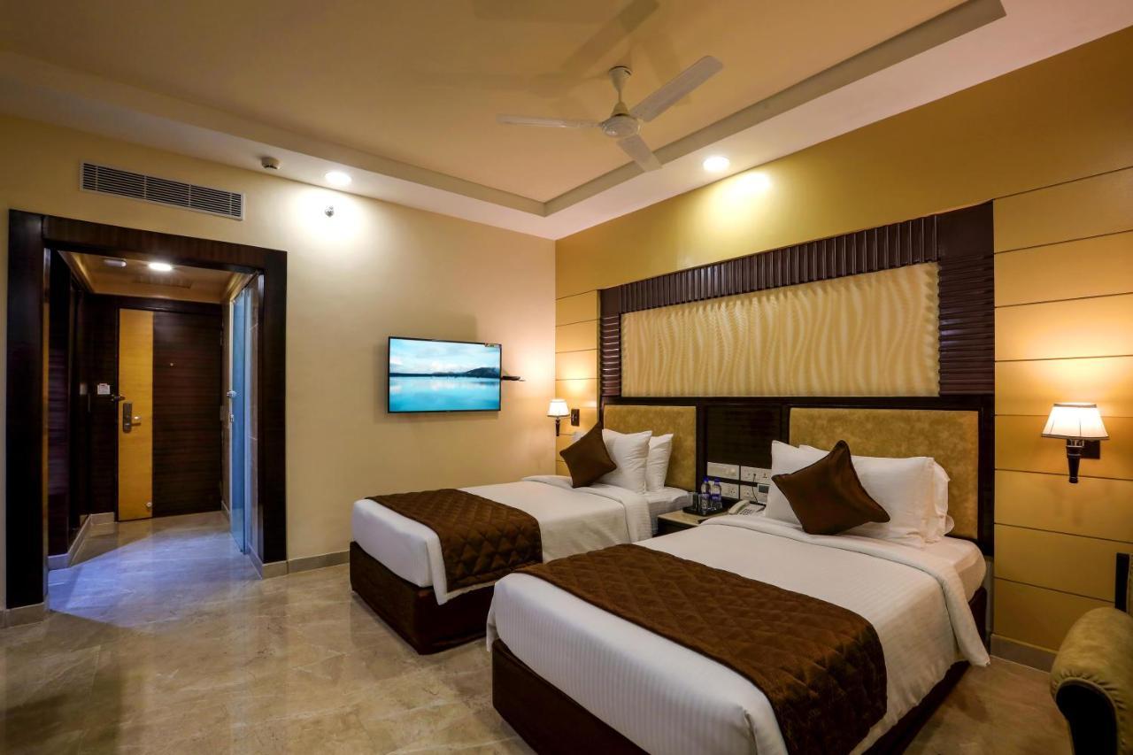 Hotel Aadithya Chennai Extérieur photo