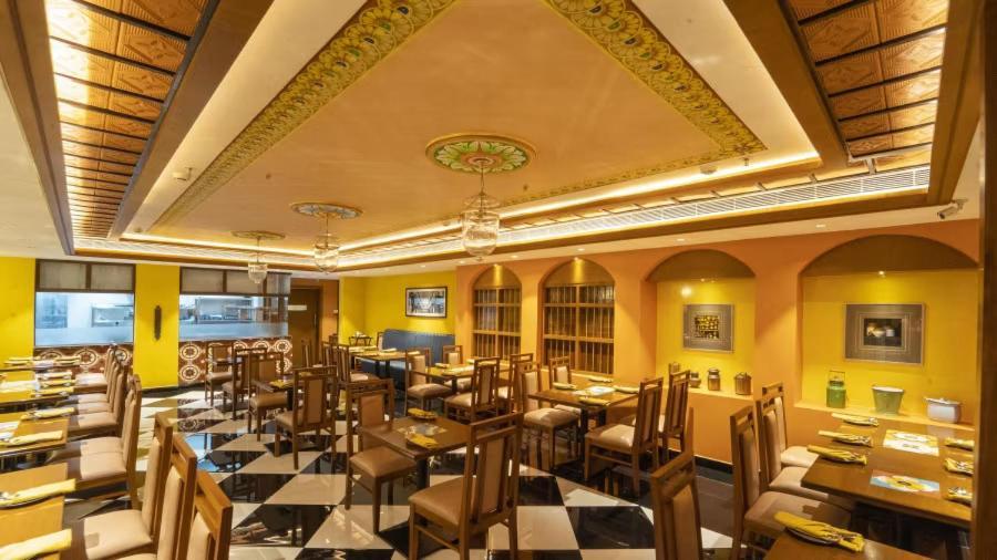 Hotel Aadithya Chennai Extérieur photo