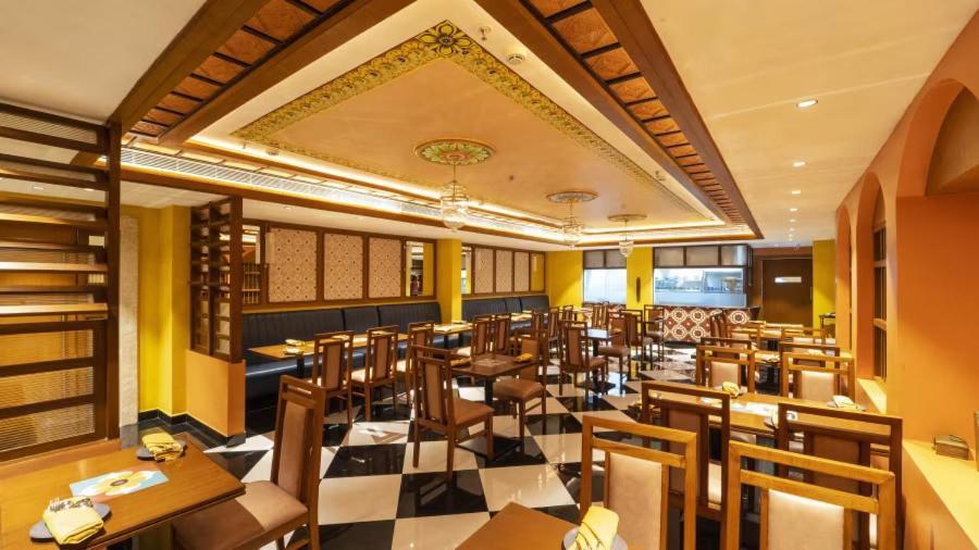 Hotel Aadithya Chennai Extérieur photo